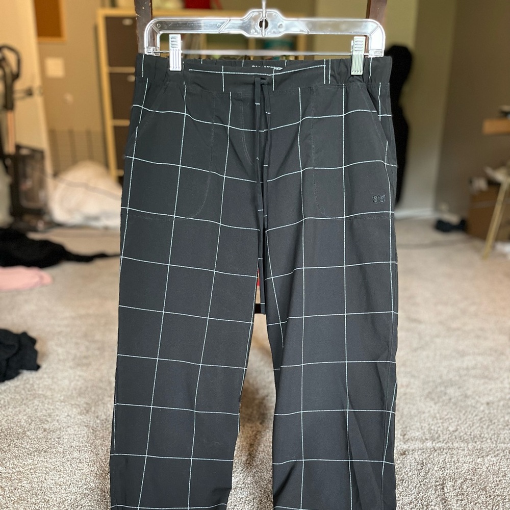 Albion Fit Skinny Jetsetter Jogger in Windowpane Black
